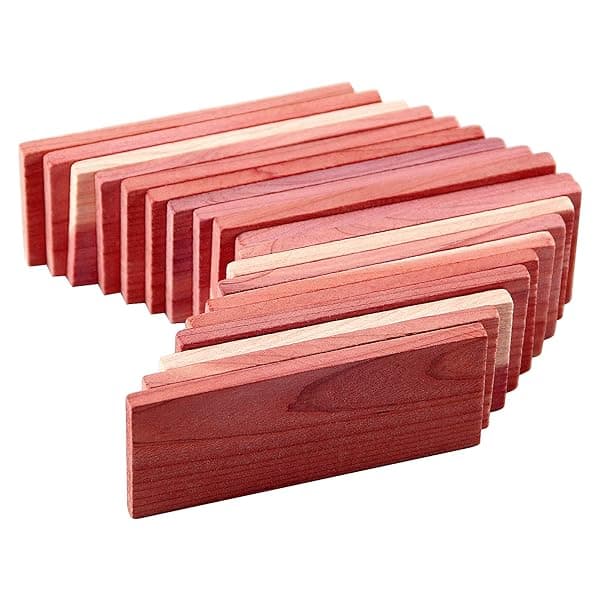100% Aromatic Cedar Blocks for Closet Storage - 16pcs Red Cedar Planks & Chips for Freshness & Organization